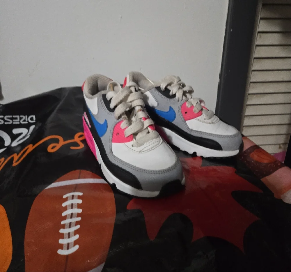 Nike Kids Sneakers in White, Pink & Blue